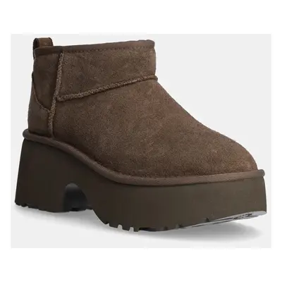 UGG botine din piele întoarsă Classic Ultra Mini New Heights femei, culoarea maro, cu toc drept,