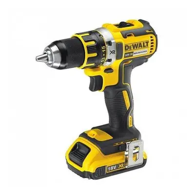 Masina de gaurit si insurubat acum Li-Ion Dewalt XR 18V 2x2.0 Ah DCD790D2-QW