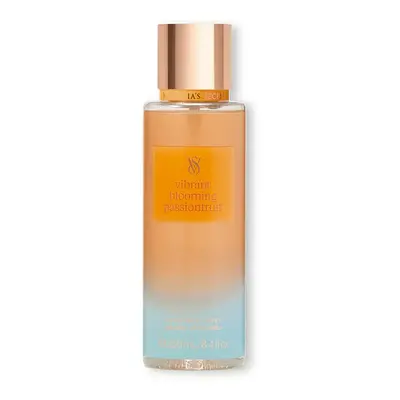 Victoria's Secret Vibrant Blooming Passionfruit - spray pentru corp ml