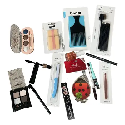 Set make up 15 bucăți produse înfrumusețare