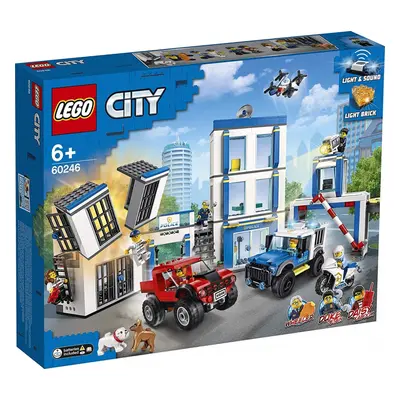 LEGO City Sectia de Politie 60316