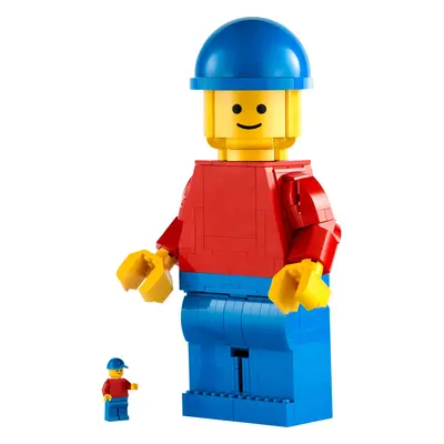 Minifigurină LEGO îmbunătățită